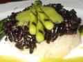 tortino-con-riso-nero-crema-di-asparagi-e-gorgonzola